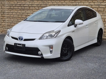 Used Toyota Prius 2015 for sale - 79045425: Photo