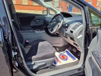 Used Toyota Prius+ 2013 for sale - 74908308: Photo