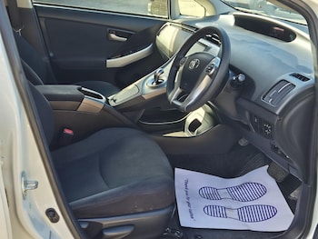 Used Toyota Prius 2015 for sale - 78115136: Photo