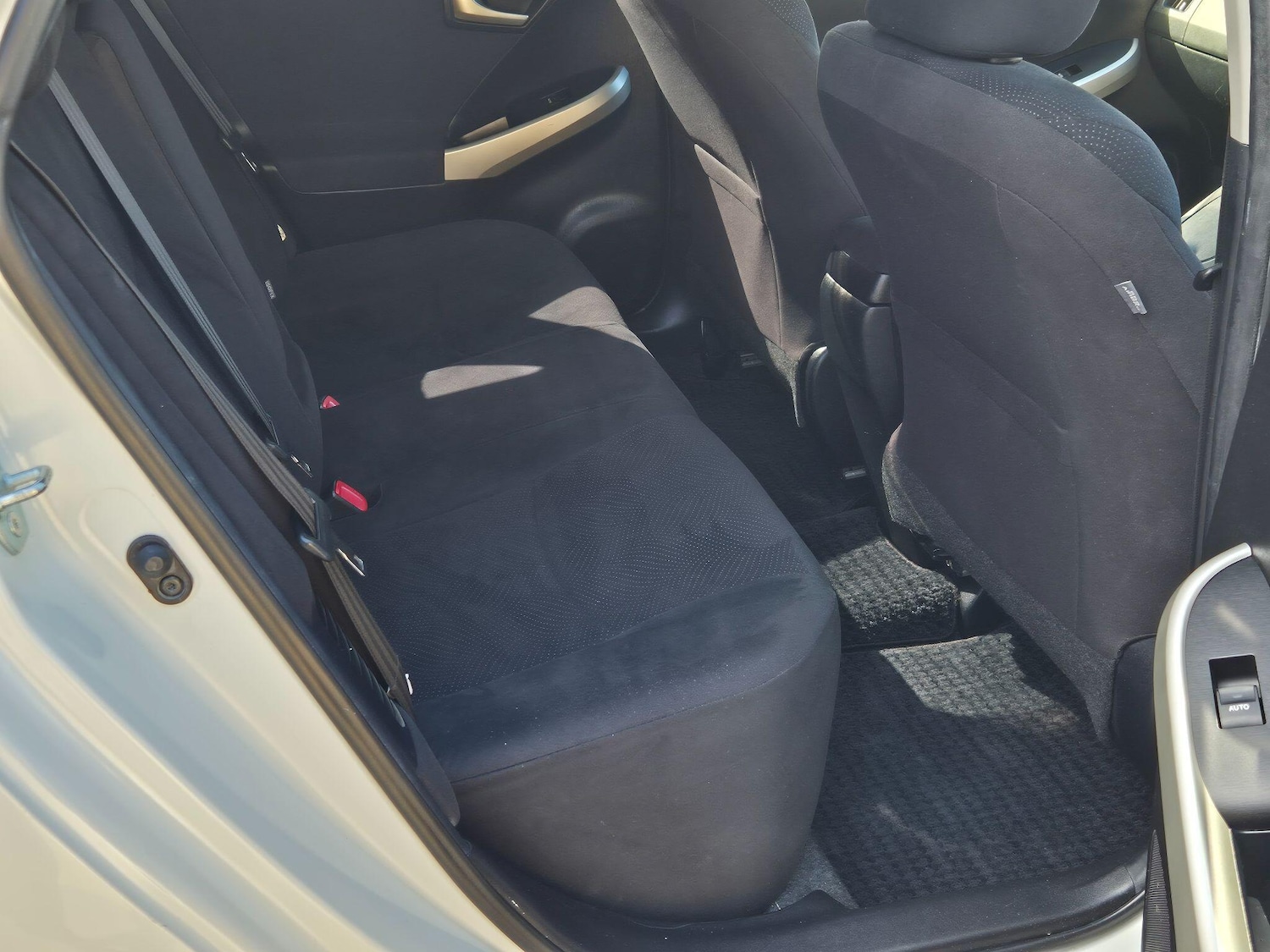 Used Toyota Prius for sale - 78115136: Photo 6