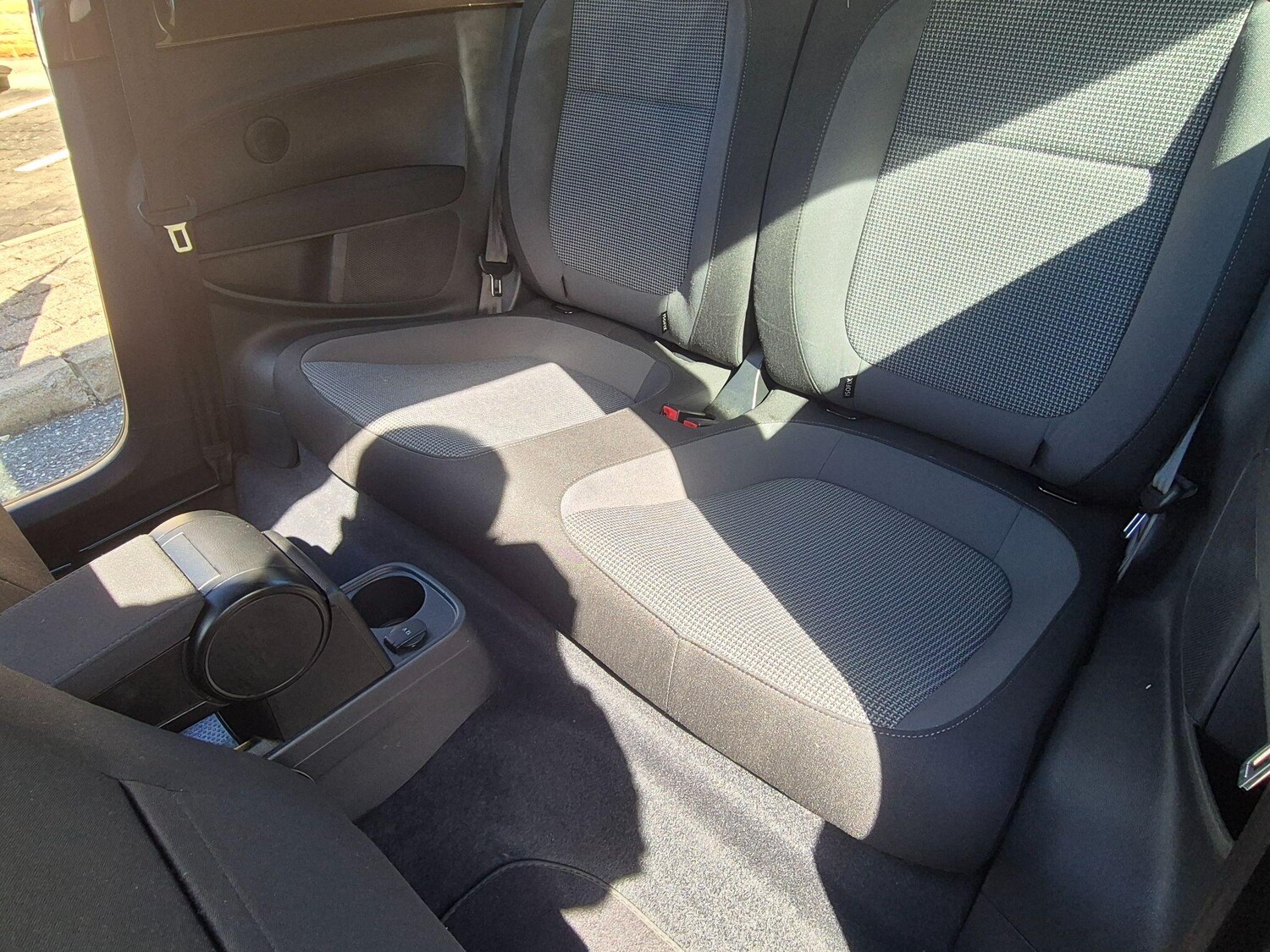 Used Volkswagen Beetle for sale - 78115785: Photo 14