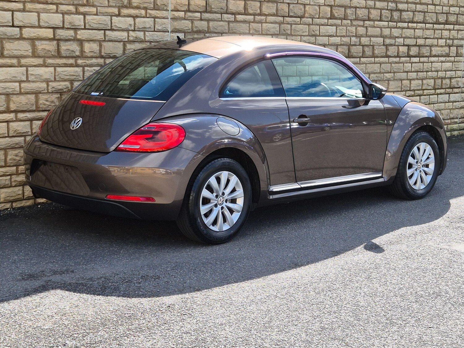 Used Volkswagen Beetle for sale - 78115785: Photo 16