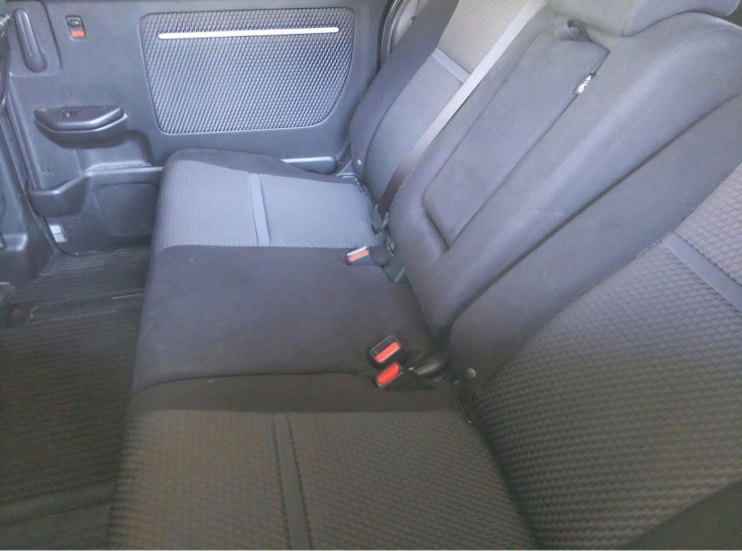 Used Honda Stepwagon for sale - 77957672: Photo 4