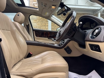 Used Jaguar XJ 2011 for sale - 79564417: Photo