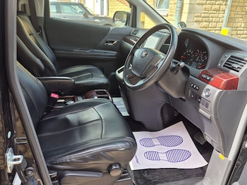 Used Toyota Vellfire 2013 for sale - 78612724: Photo