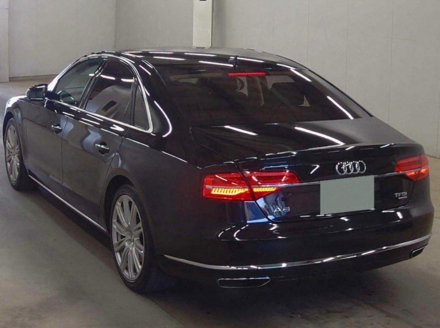 Used Audi A8 for sale - 77957681: Photo 3