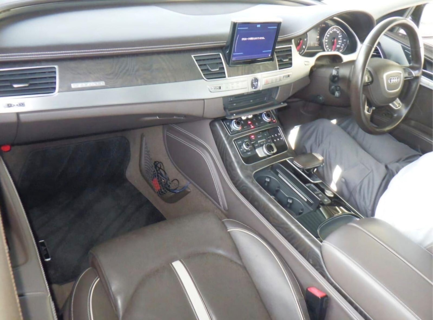 Used Audi A8 for sale - 77957681: Photo 5