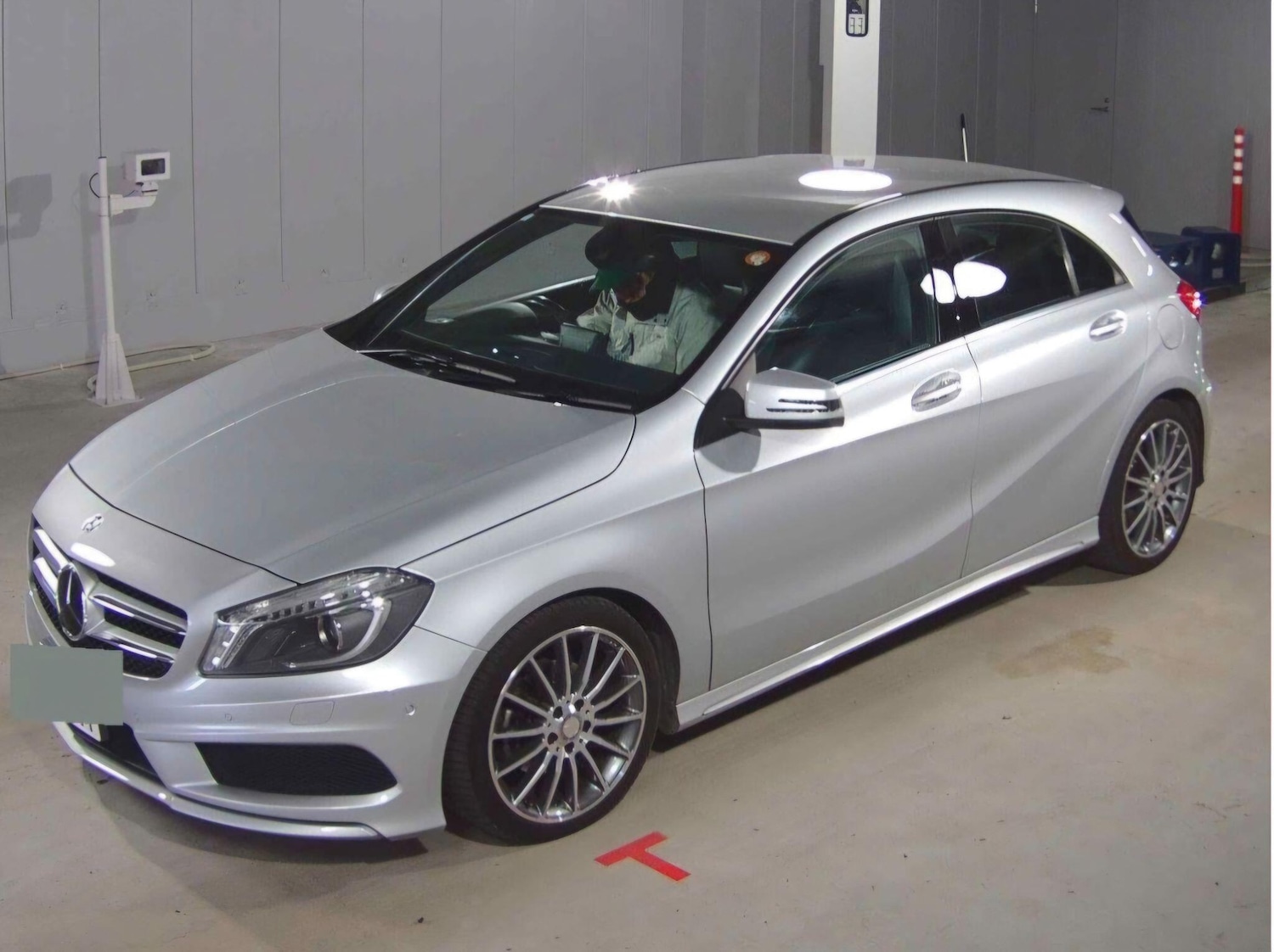 Used Mercedes-Benz A-Class for sale - 77958545: Photo 2