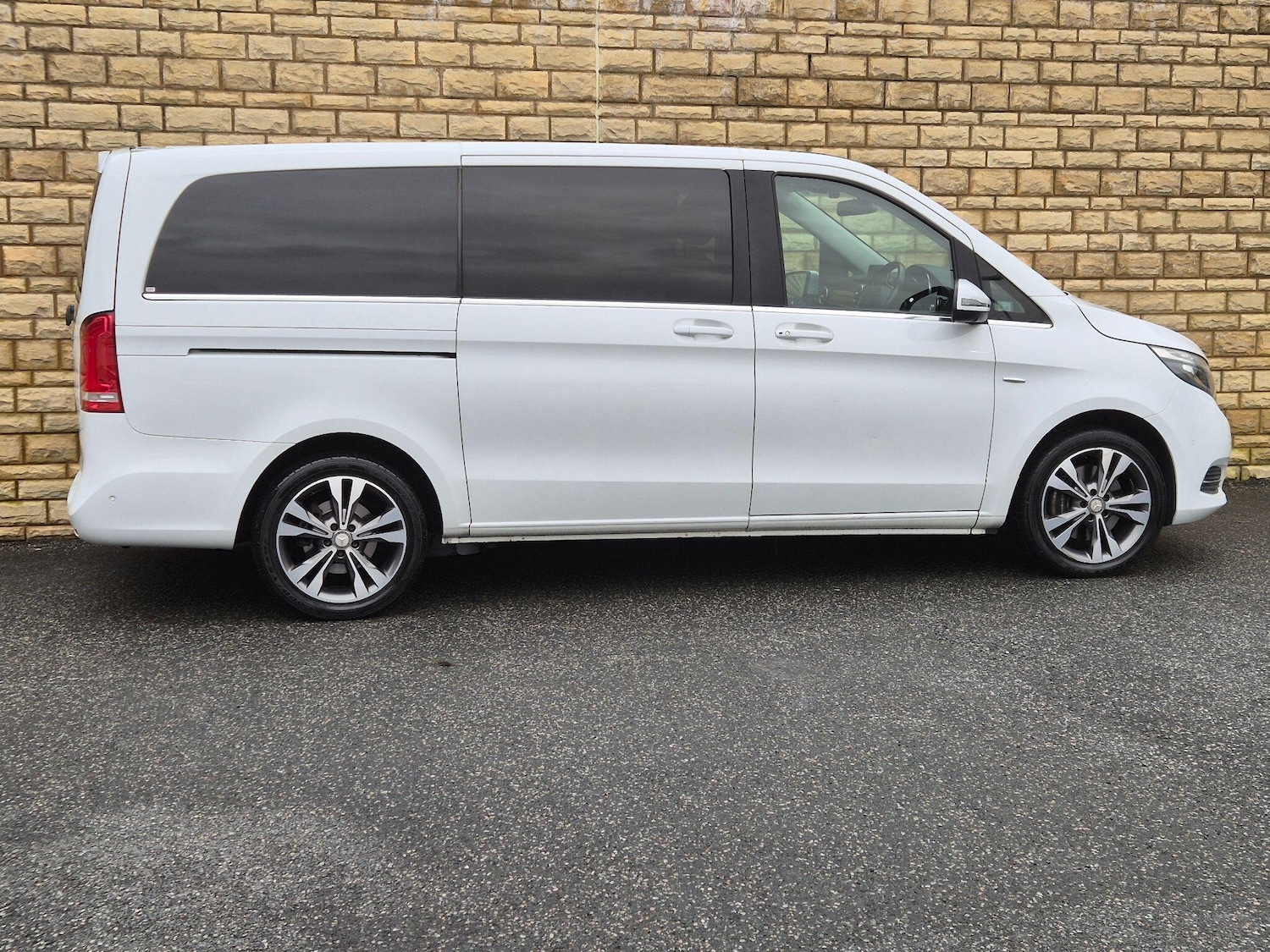 Used Mercedes-Benz V-Class 2026 for sale - 77926959: Photo 16