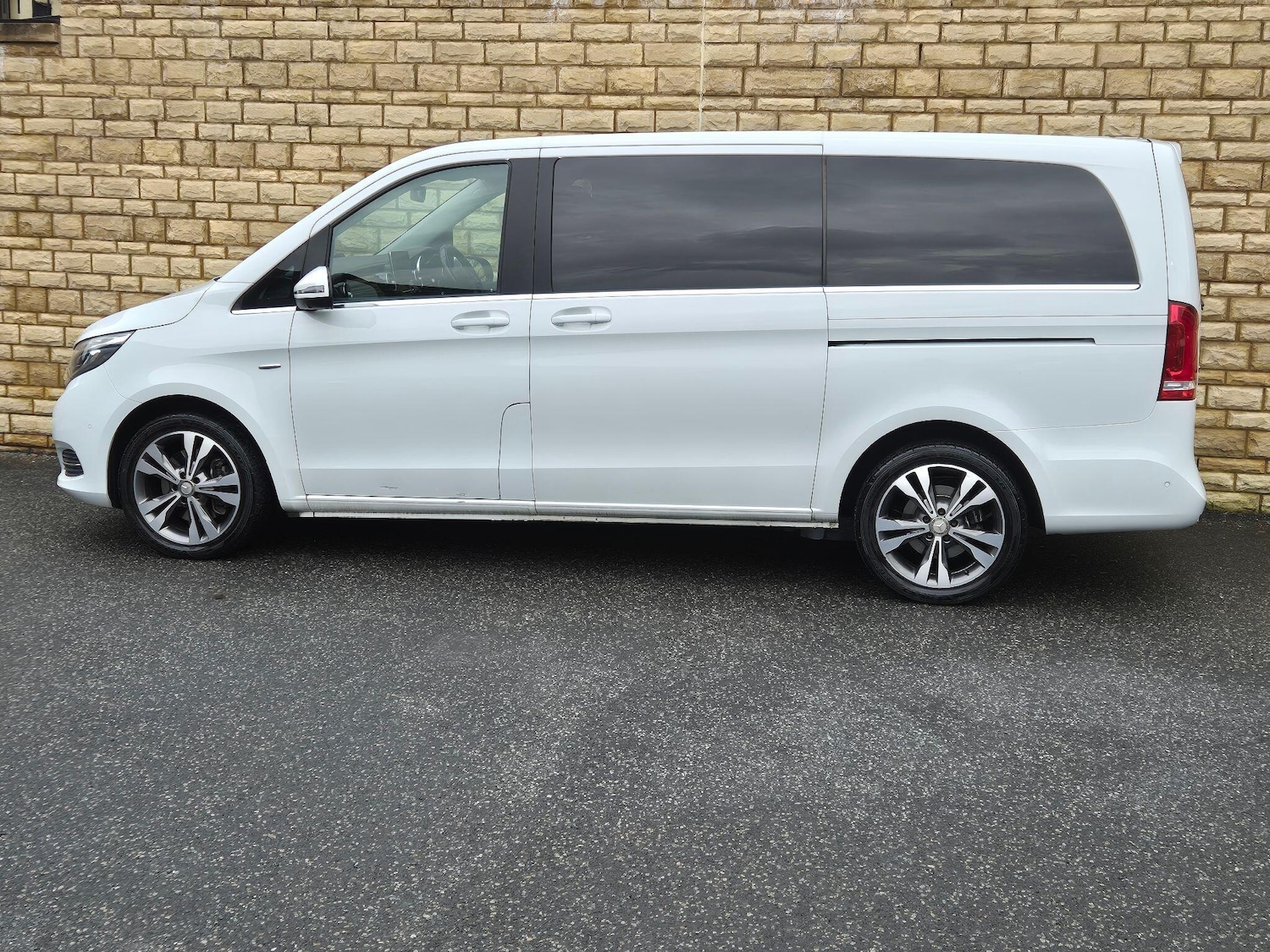 Used Mercedes-Benz V-Class 2026 for sale - 77926959: Photo 30