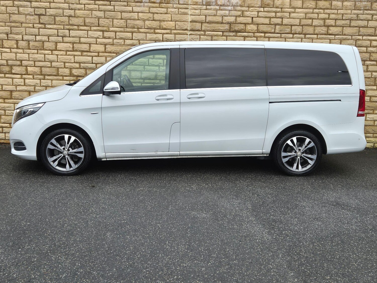 Used Mercedes-Benz V-Class 2026 for sale - 77926959: Photo 31