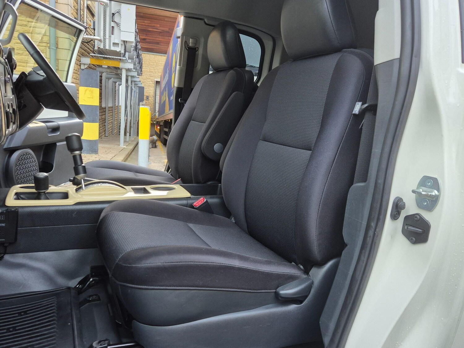 Used Toyota FJ Cruiser for sale - 77926962: Photo 34