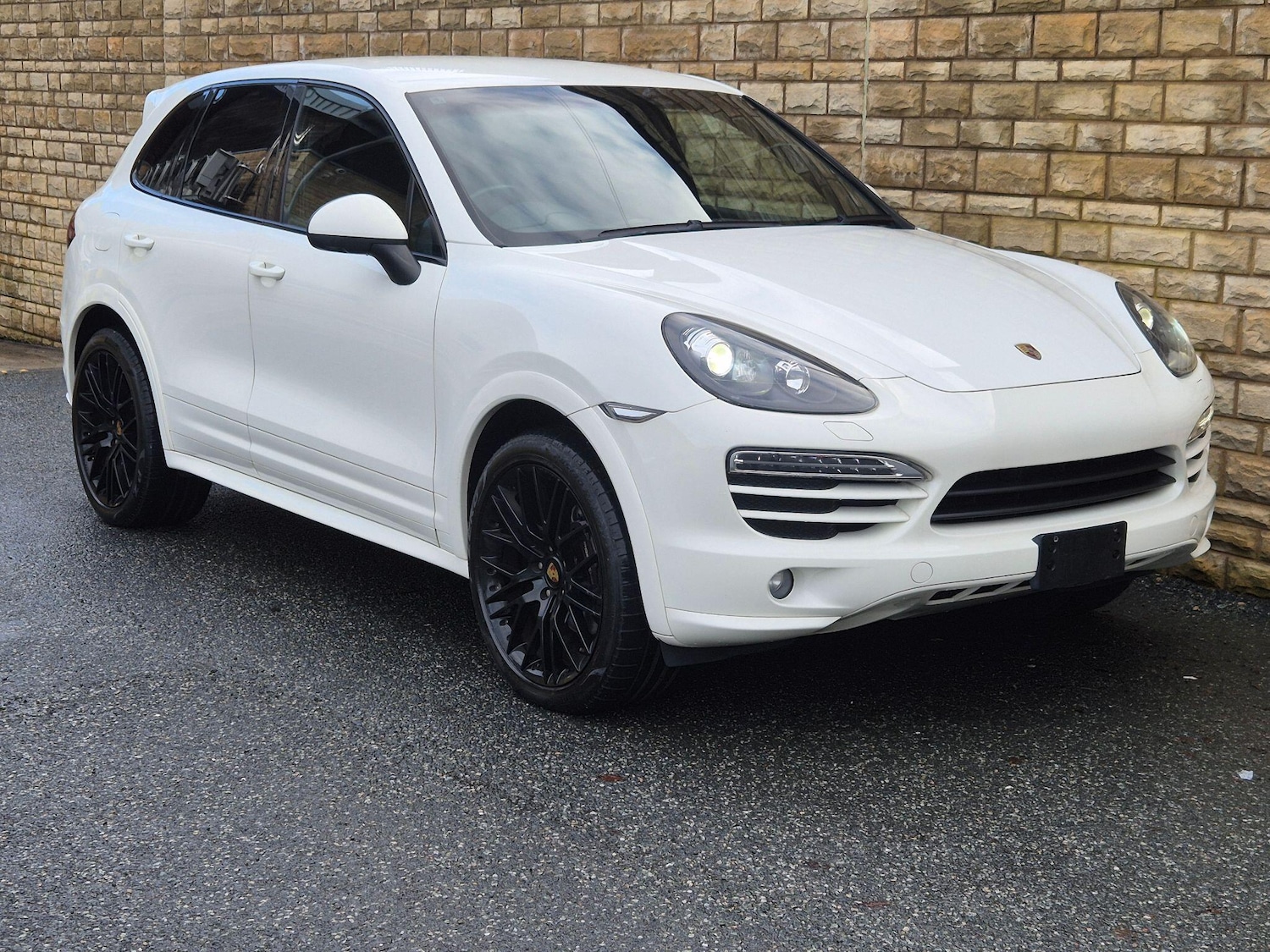 Used Porsche Cayenne for sale - 77926950: Photo 12