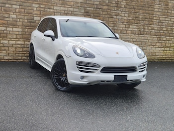 Used Porsche Cayenne 2012 for sale - 77926950: Photo