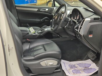 Used Porsche Cayenne 2012 for sale - 77926950: Photo