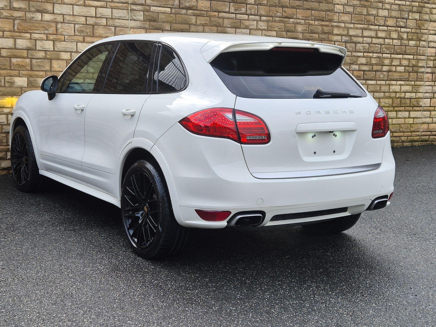 Used Porsche Cayenne for sale - 77926950: Photo 30