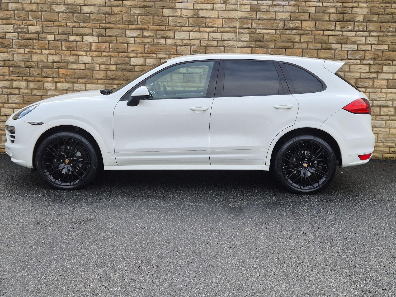 Used Porsche Cayenne for sale - 77926950: Photo 33