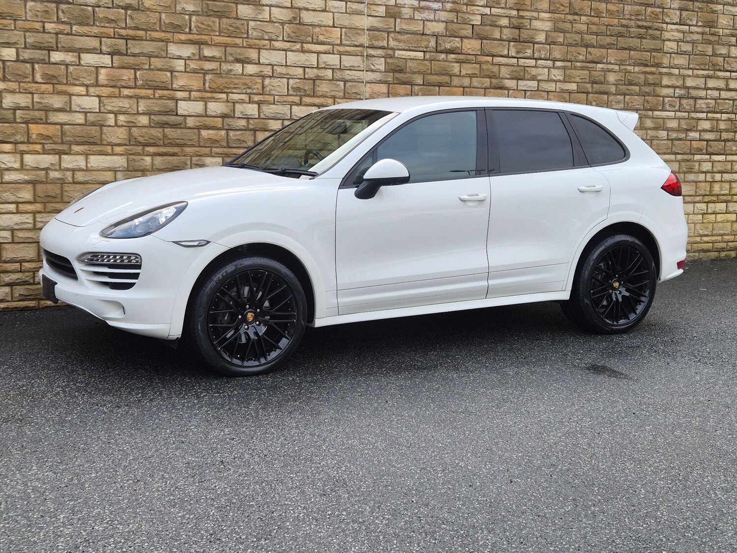 Used Porsche Cayenne for sale - 77926950: Photo 35