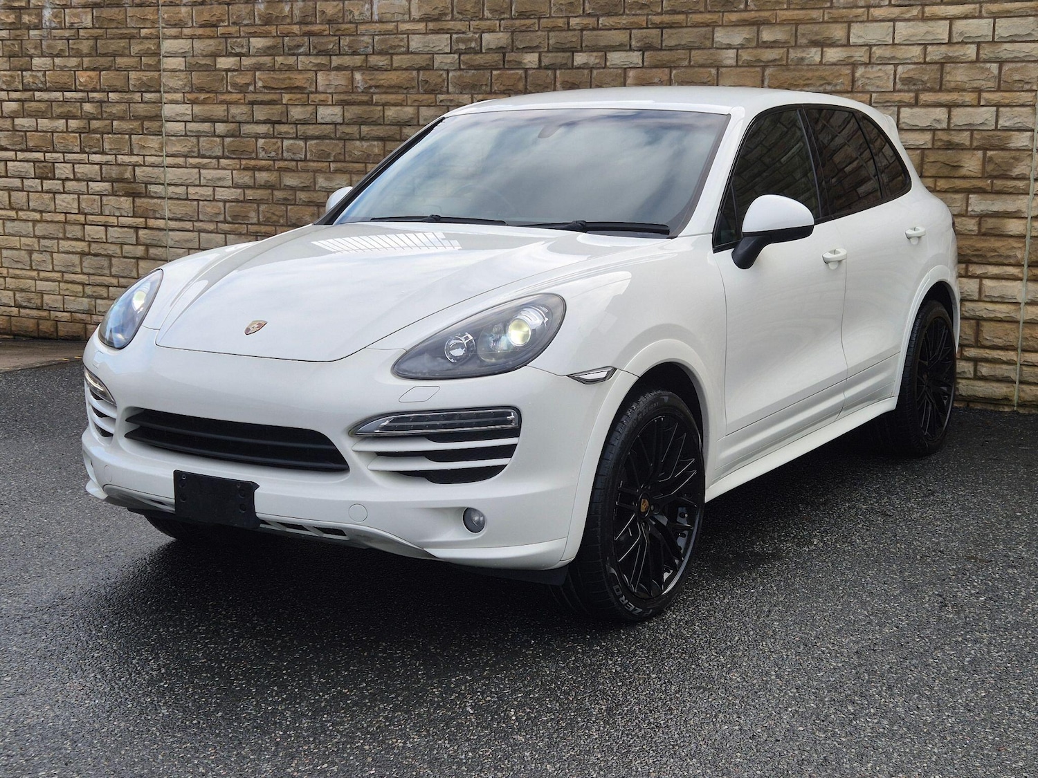 Used Porsche Cayenne for sale - 77926950: Photo 4