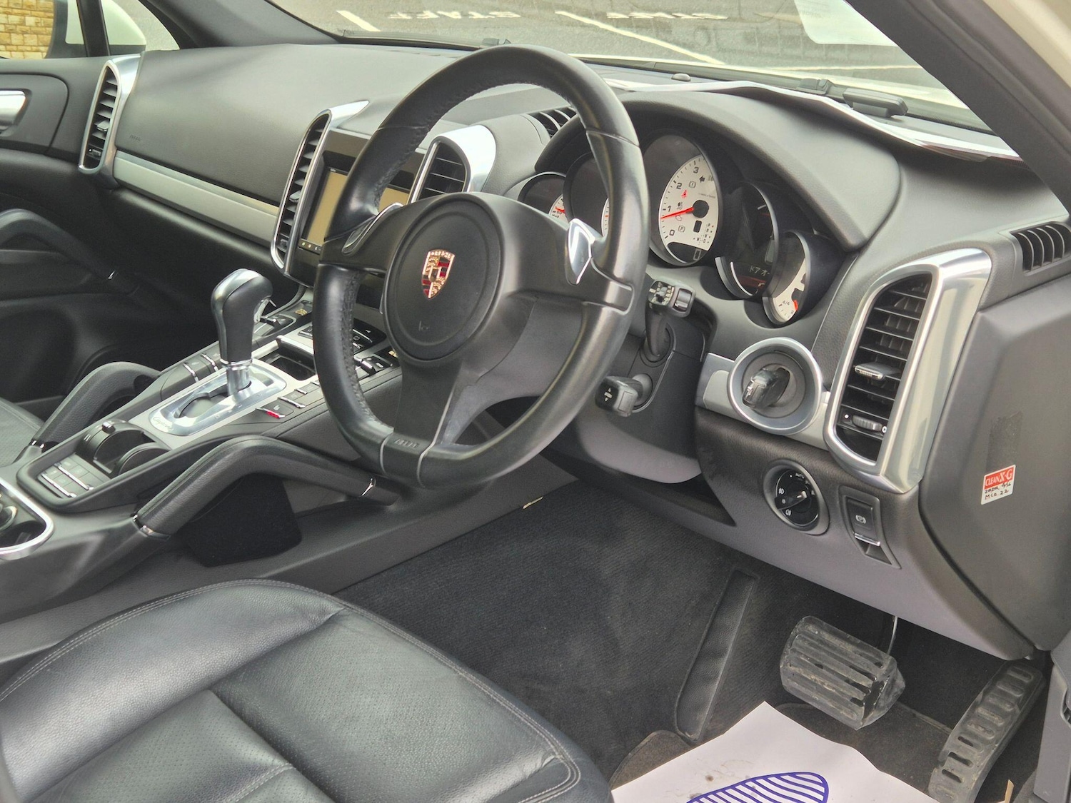 Used Porsche Cayenne for sale - 77926950: Photo 6