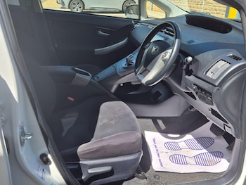 Used Toyota Prius 2013 for sale - 78562004: Photo