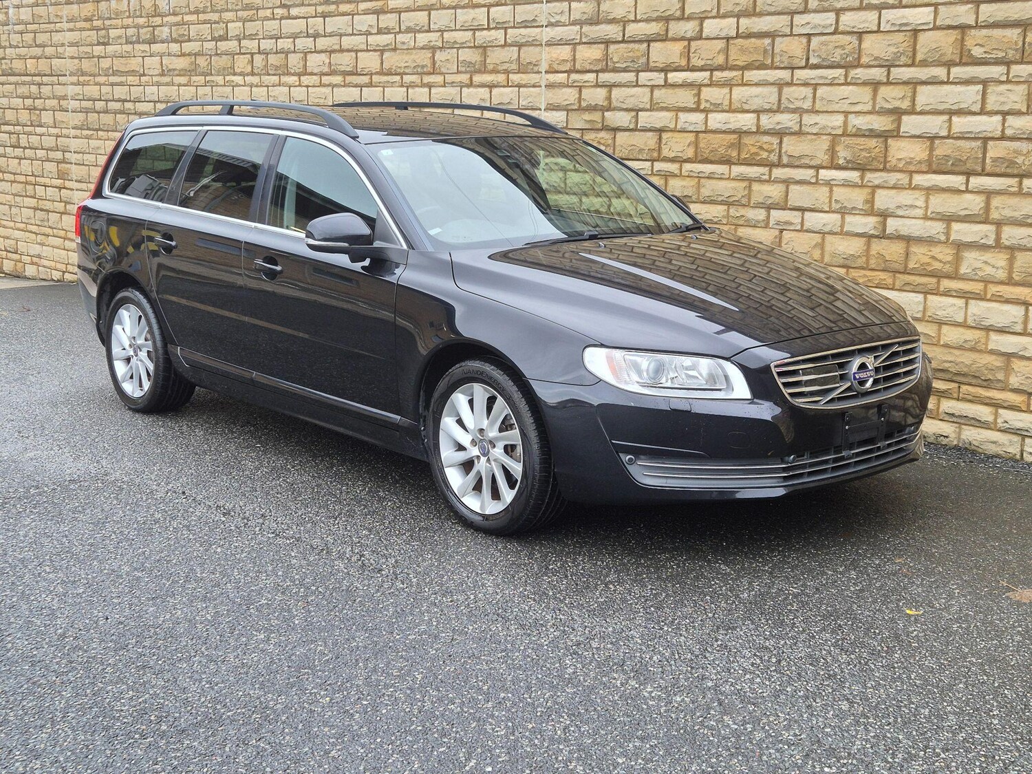 Used Volvo V70 2025 for sale - 77926952: Photo 11