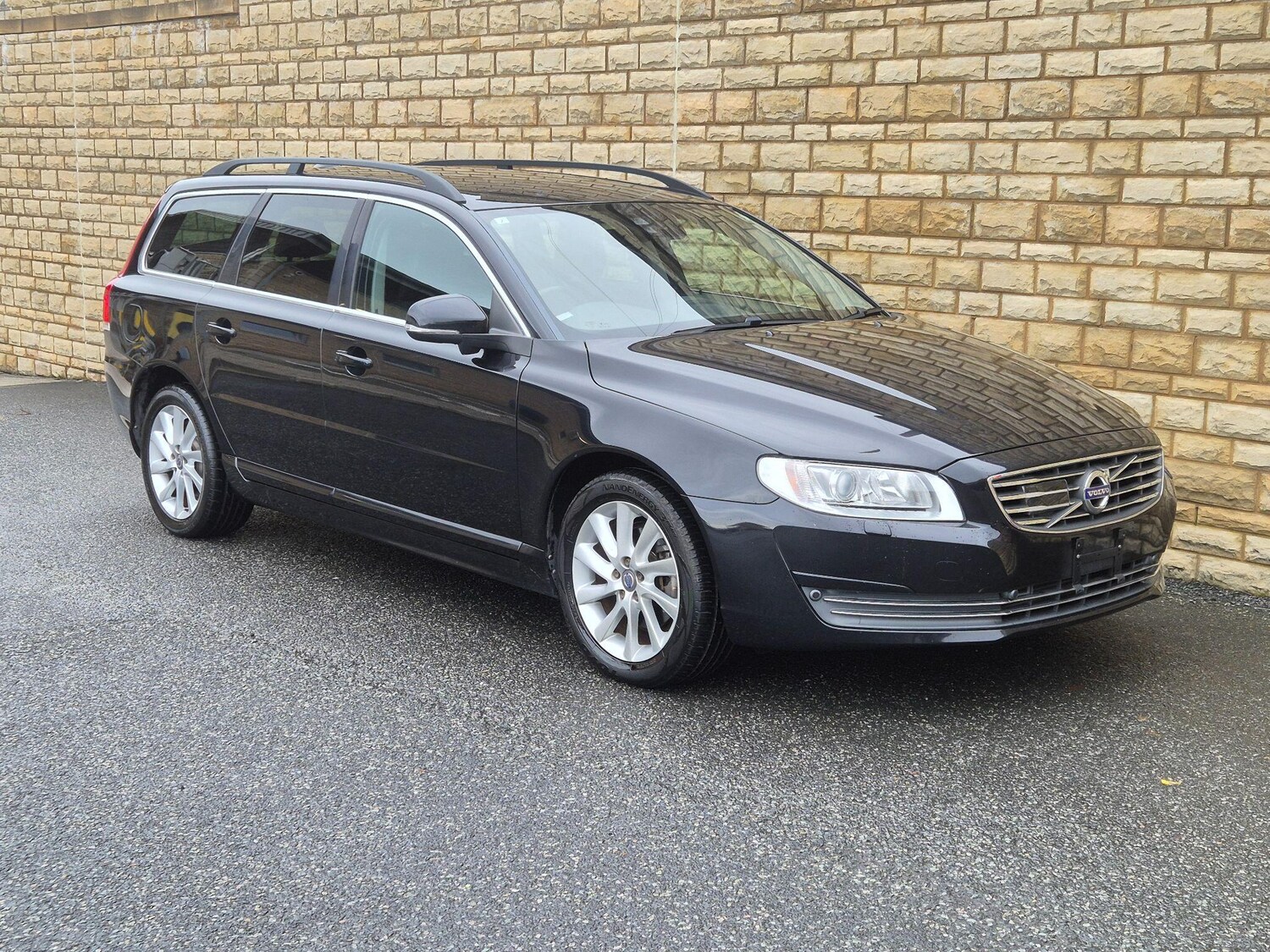 Used Volvo V70 2025 for sale - 77926952: Photo 12