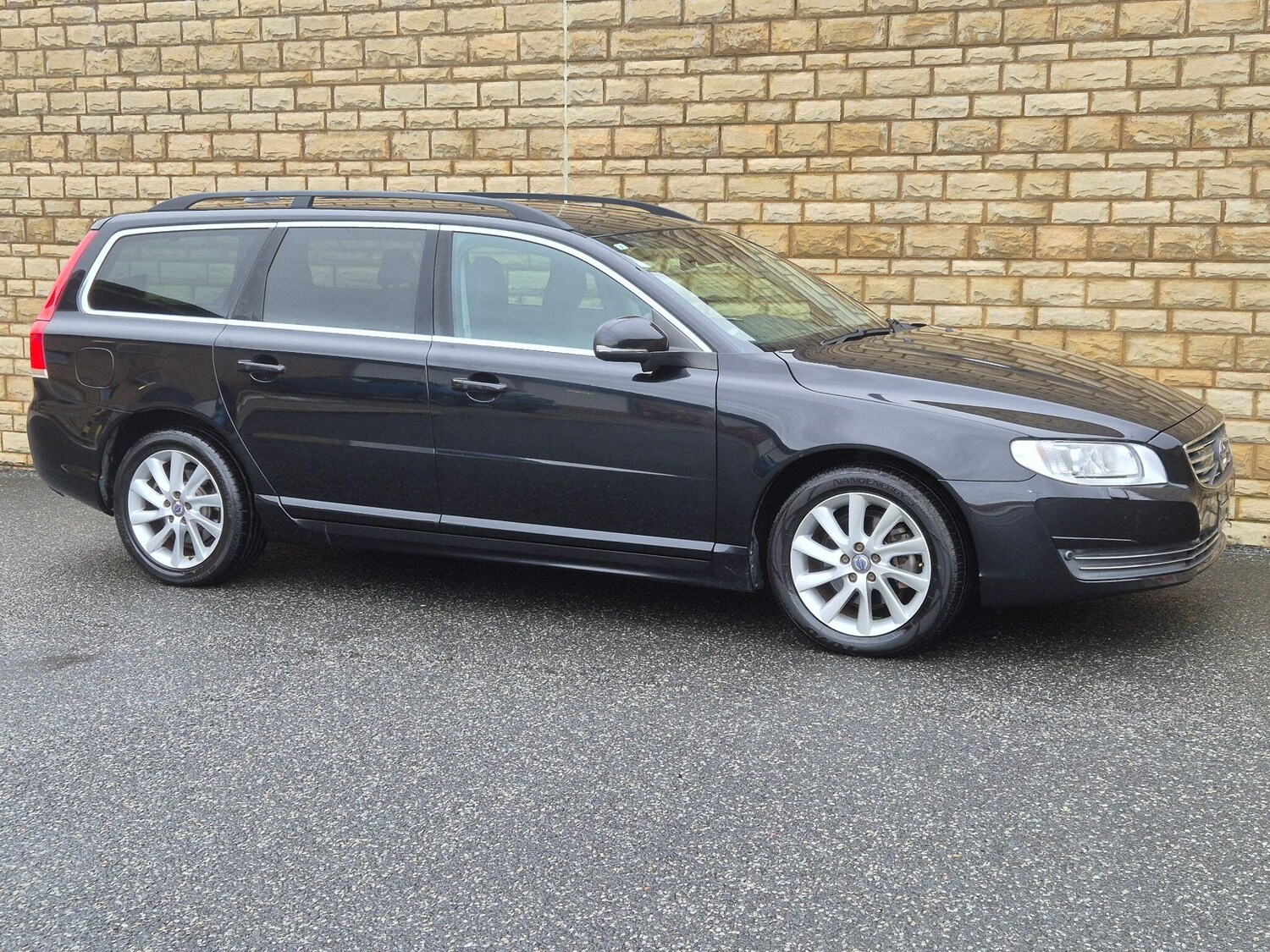 Used Volvo V70 2025 for sale - 77926952: Photo 13