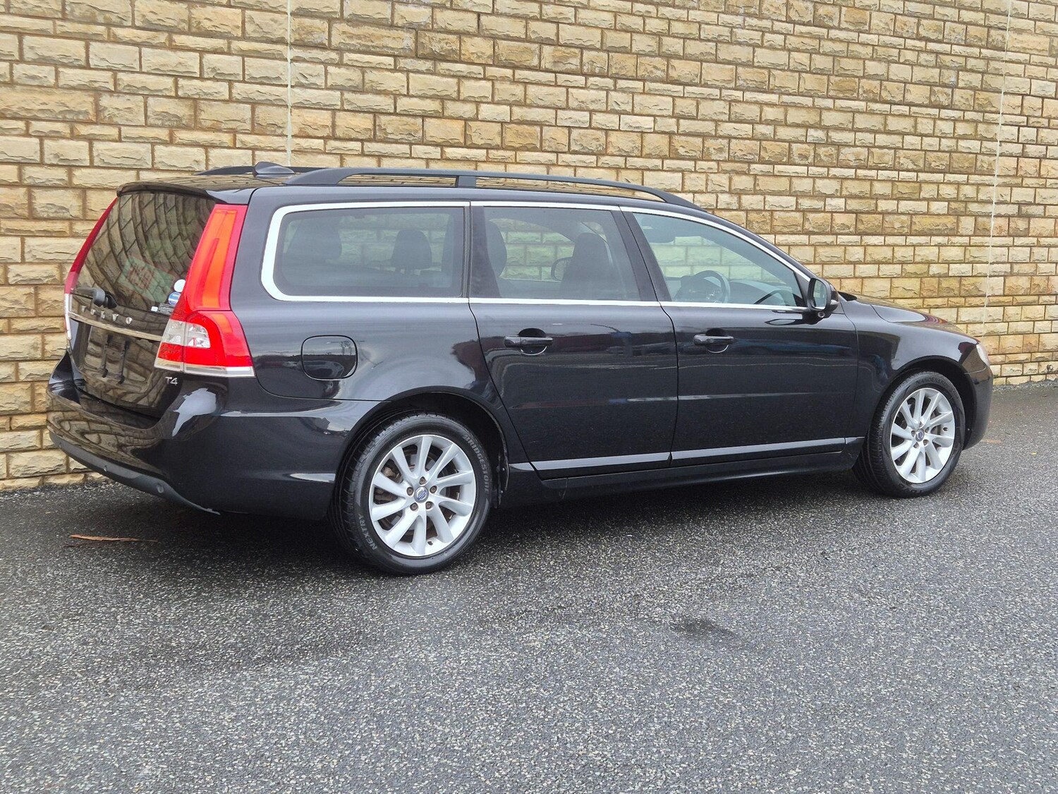 Used Volvo V70 2025 for sale - 77926952: Photo 18