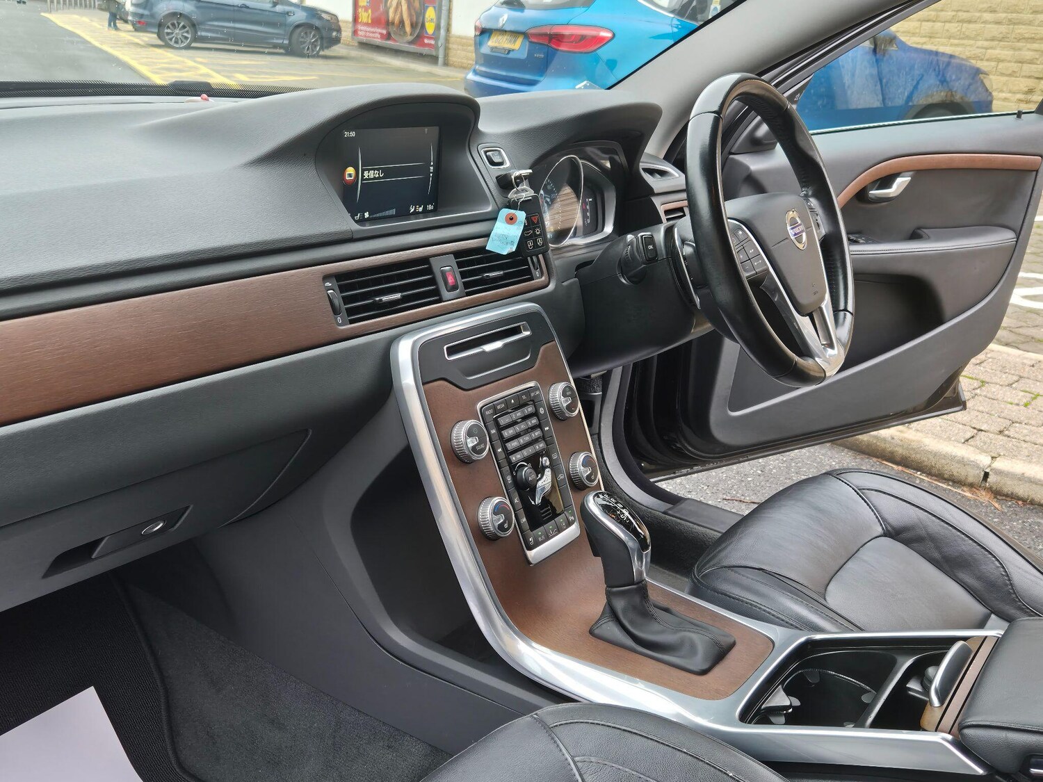 Used Volvo V70 2025 for sale - 77926952: Photo 23