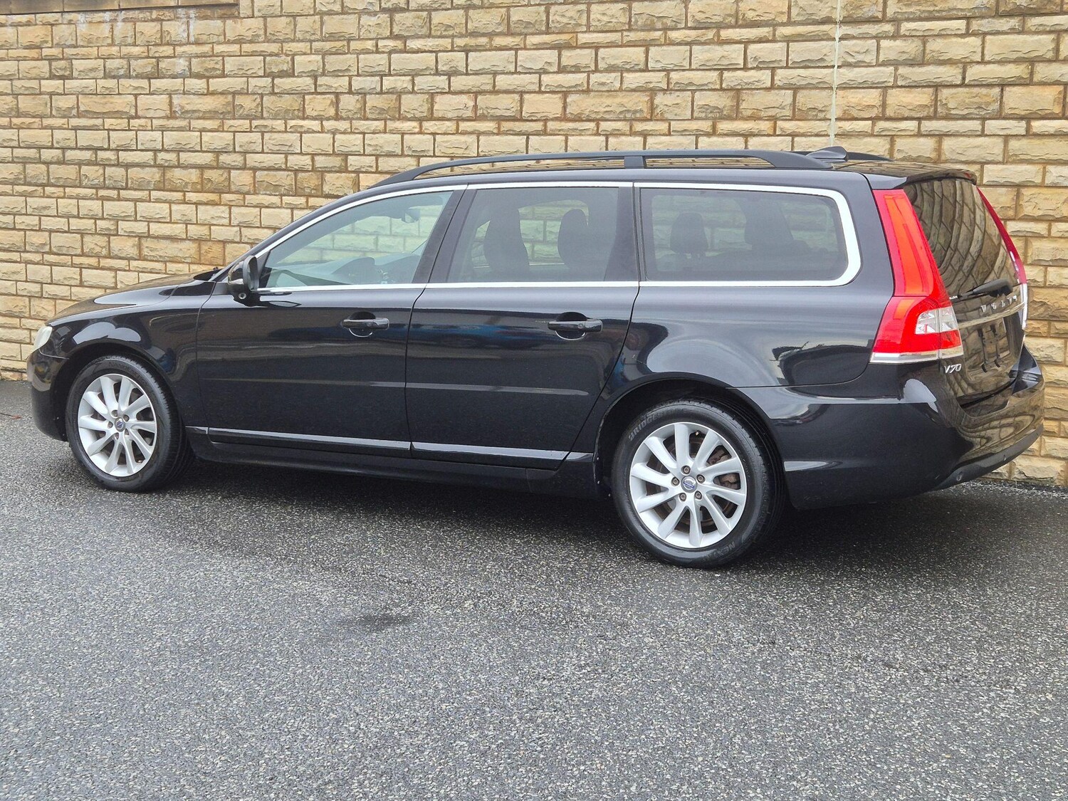 Used Volvo V70 2025 for sale - 77926952: Photo 31