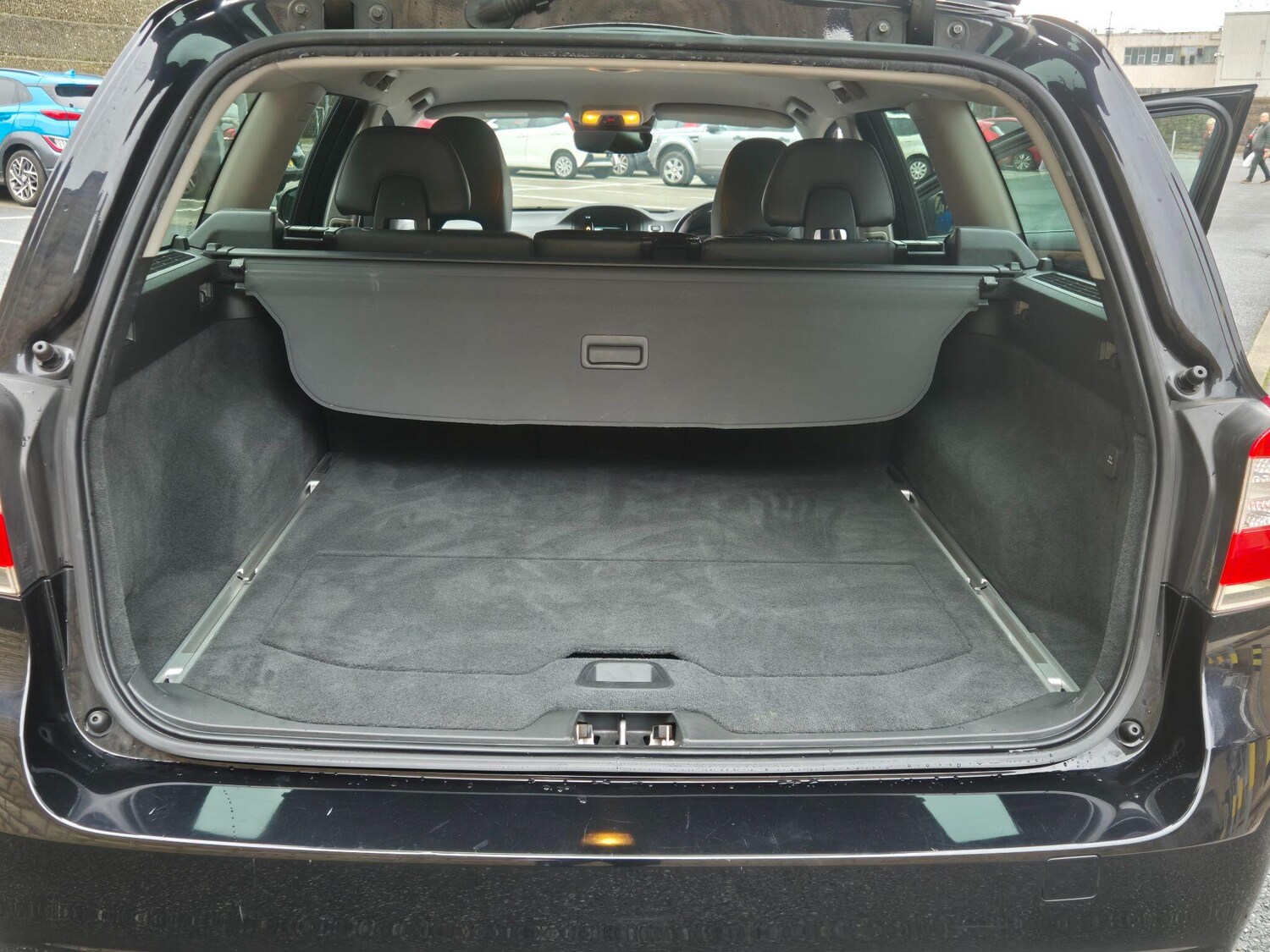 Used Volvo V70 2025 for sale - 77926952: Photo 33