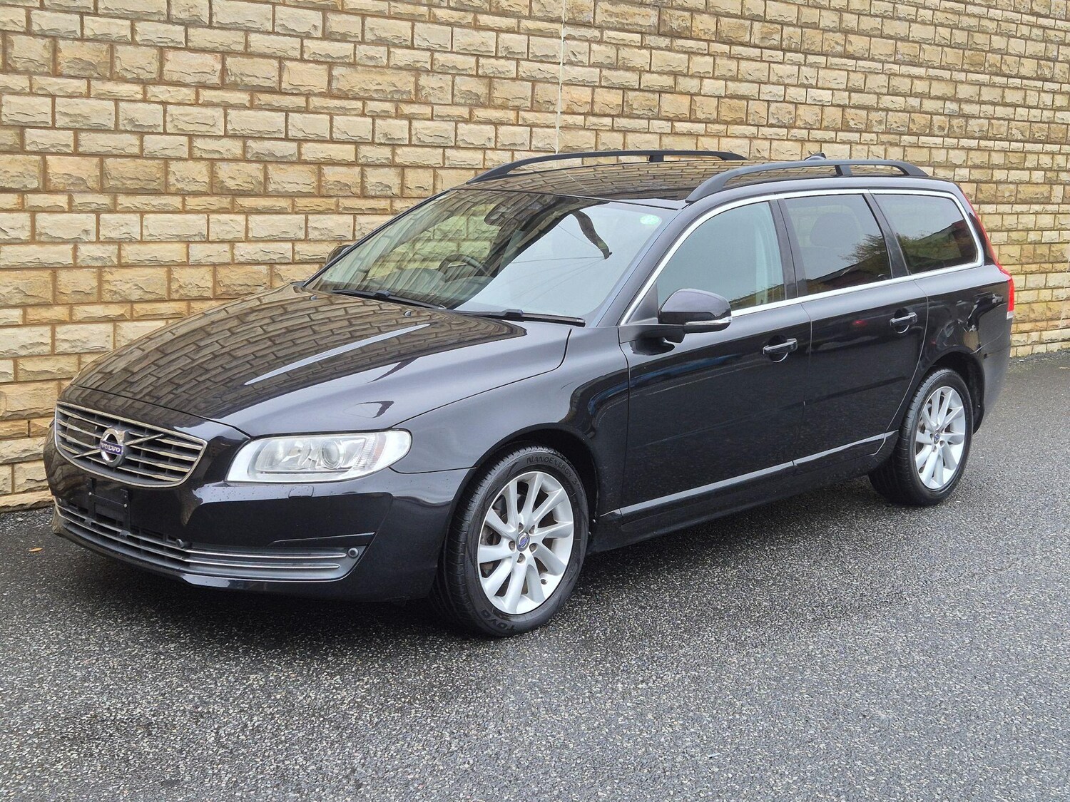 Used Volvo V70 2025 for sale - 77926952: Photo 37