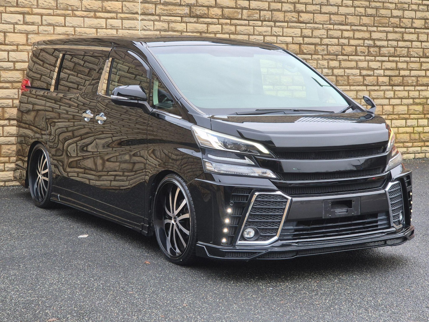 Used Toyota Vellfire 2025 for sale - 77926960: Photo 10