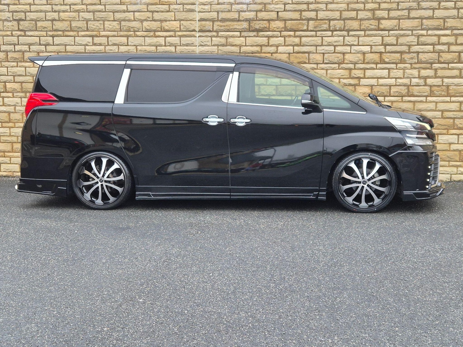 Used Toyota Vellfire 2025 for sale - 77926960: Photo 16