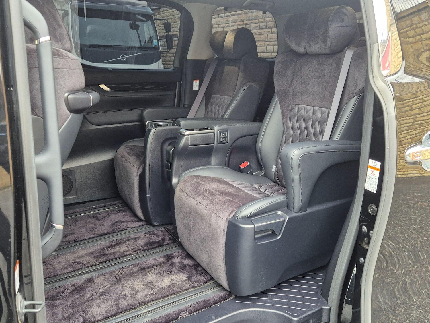 Used Toyota Vellfire 2025 for sale - 77926960: Photo 21