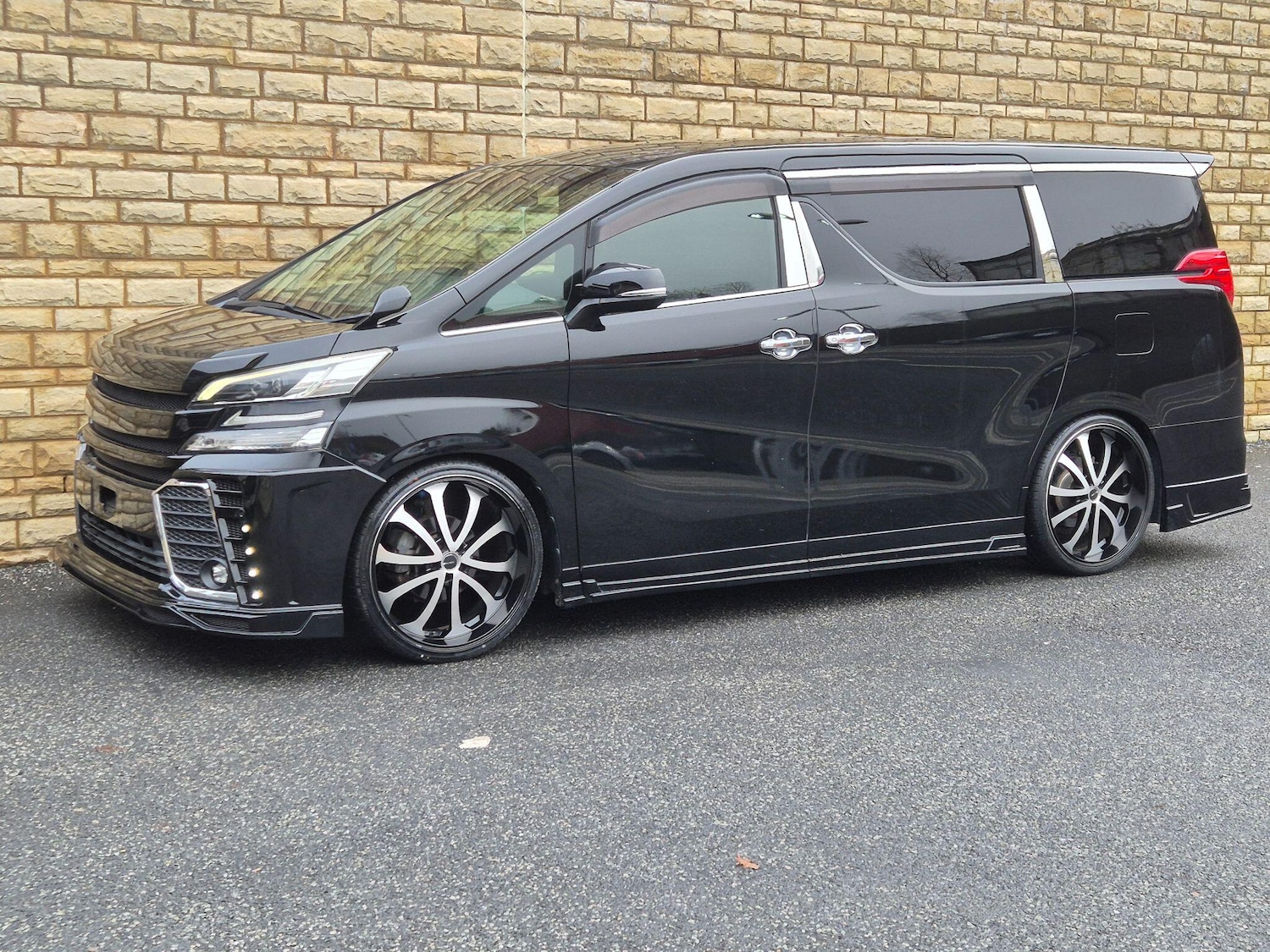 Used Toyota Vellfire 2025 for sale - 77926960: Photo 35