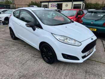 2015 (15) - 1.0T EcoBoost Zetec Euro 6 (s/s) 3dr