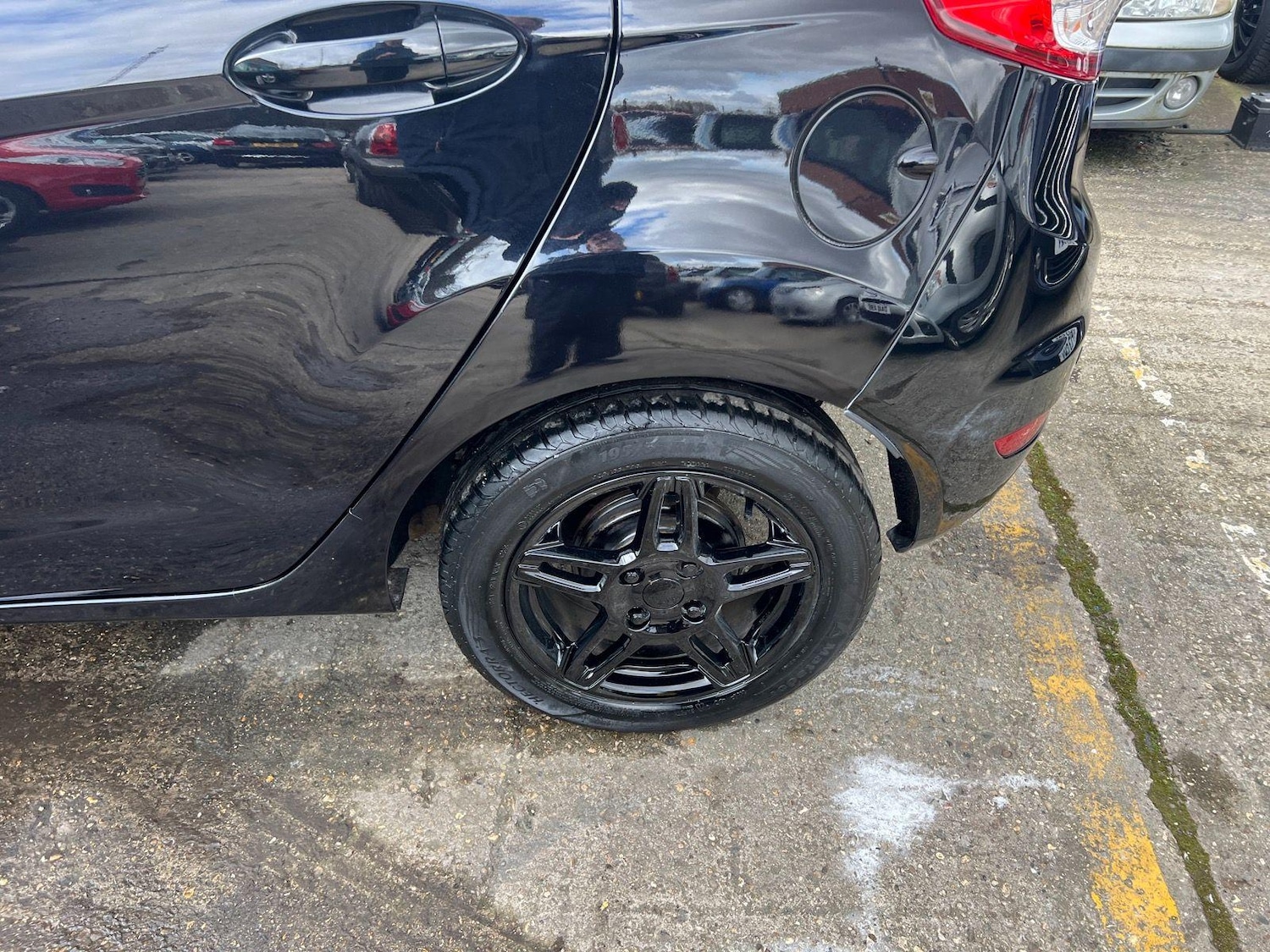 Used Ford Fiesta 2013 for sale - 76913602: Photo 16