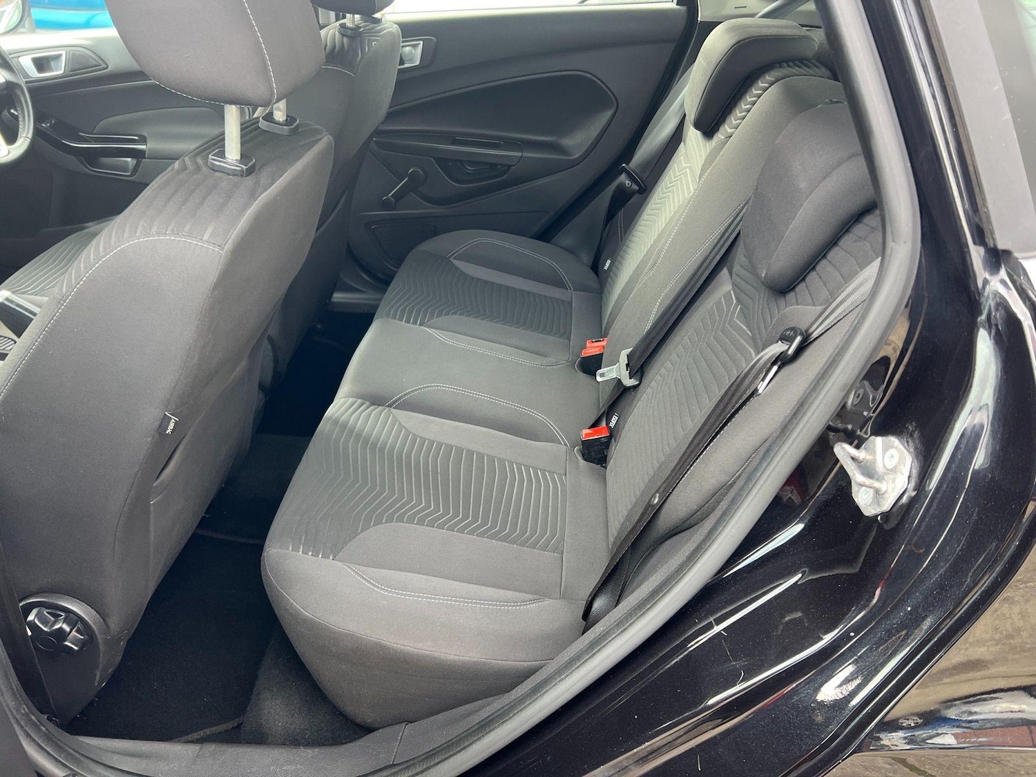 Used Ford Fiesta 2013 for sale - 76913602: Photo 17