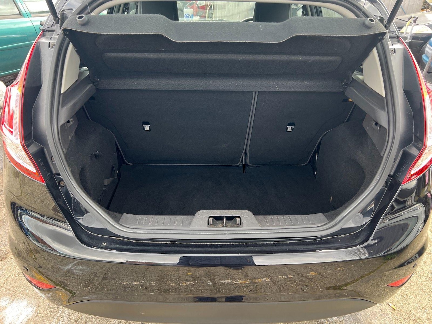 Used Ford Fiesta 2013 for sale - 76913602: Photo 21