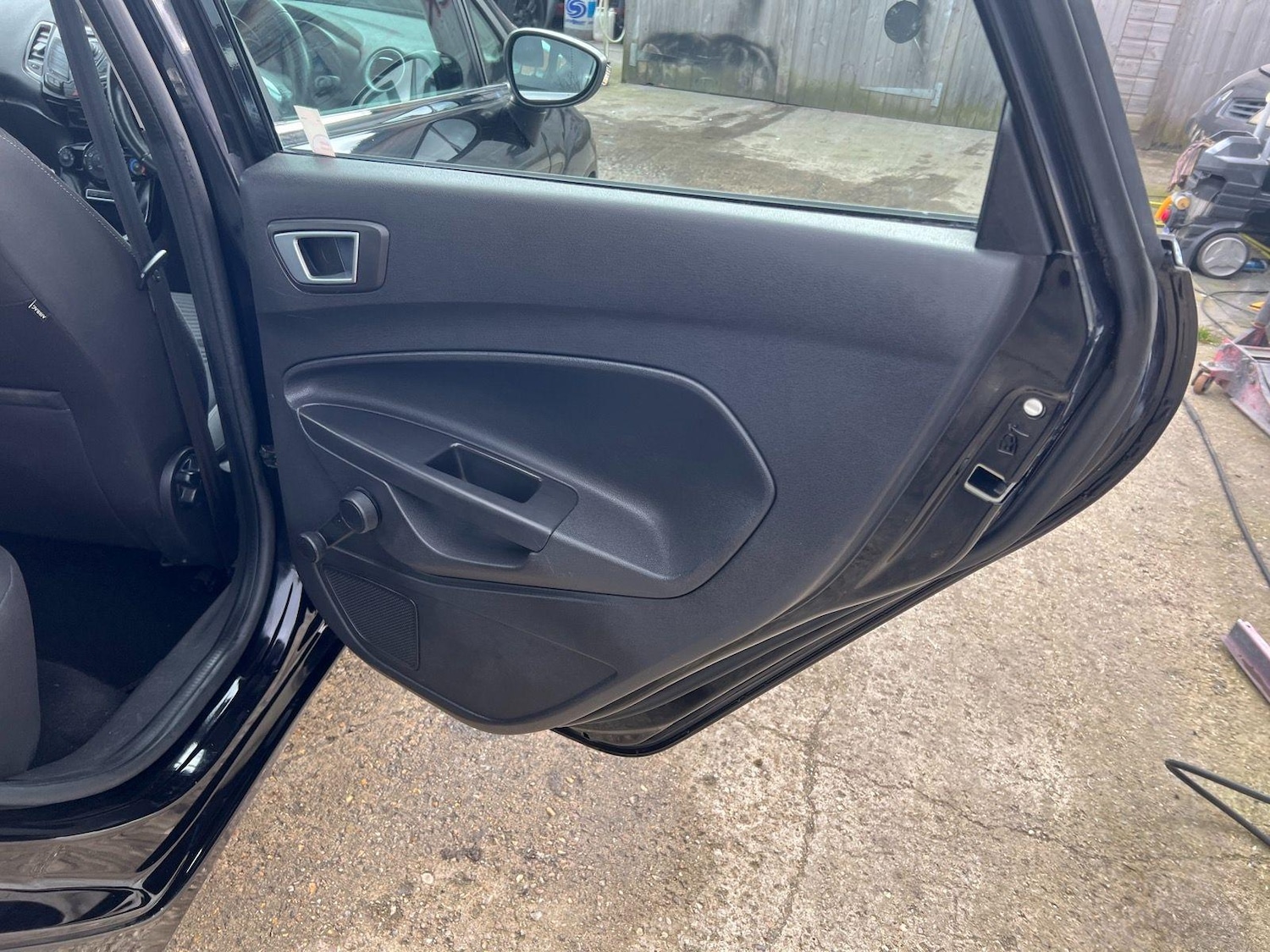 Used Ford Fiesta 2013 for sale - 76913602: Photo 22