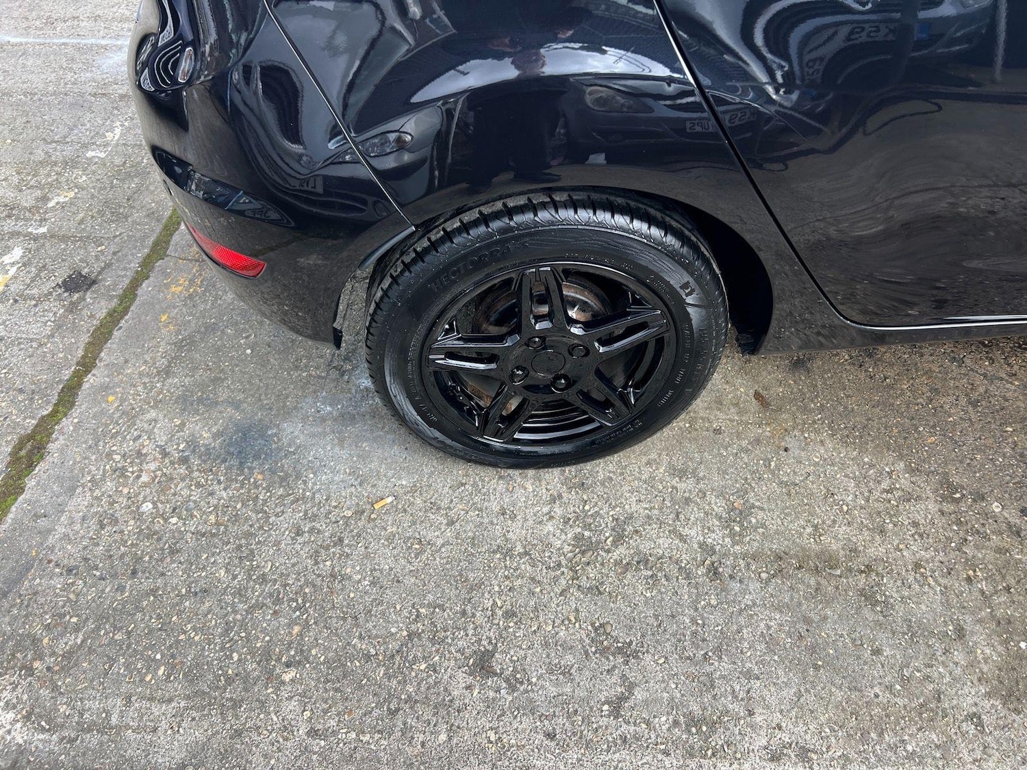 Used Ford Fiesta 2013 for sale - 76913602: Photo 6