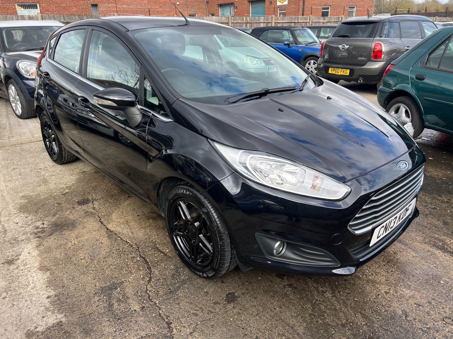 Used Ford Fiesta 2013 for sale - 76913602: Photo 9