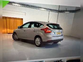 Used Ford Focus 2013 for sale - 79373781: Photo