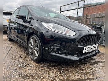 Used Ford Fiesta 2017 for sale - 78100499: Photo
