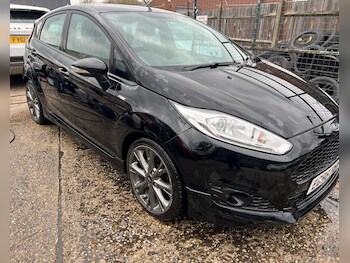 Used Ford Fiesta 2017 for sale - 78100499: Photo