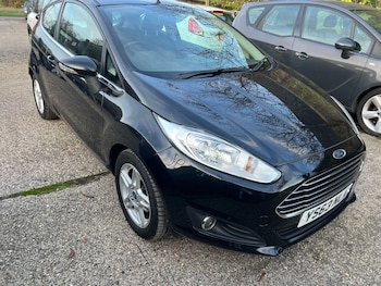 Used Ford Fiesta 2013 for sale - 76936105: Photo