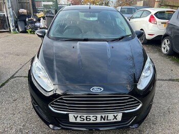 Used Ford Fiesta 2013 for sale - 76936105: Photo