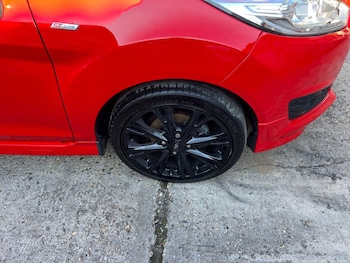 Used Ford Fiesta 2017 for sale - 75551749: Photo